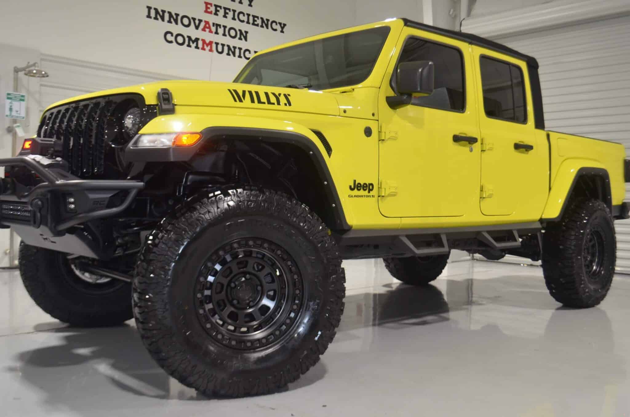 2023 Jeep Gladiator